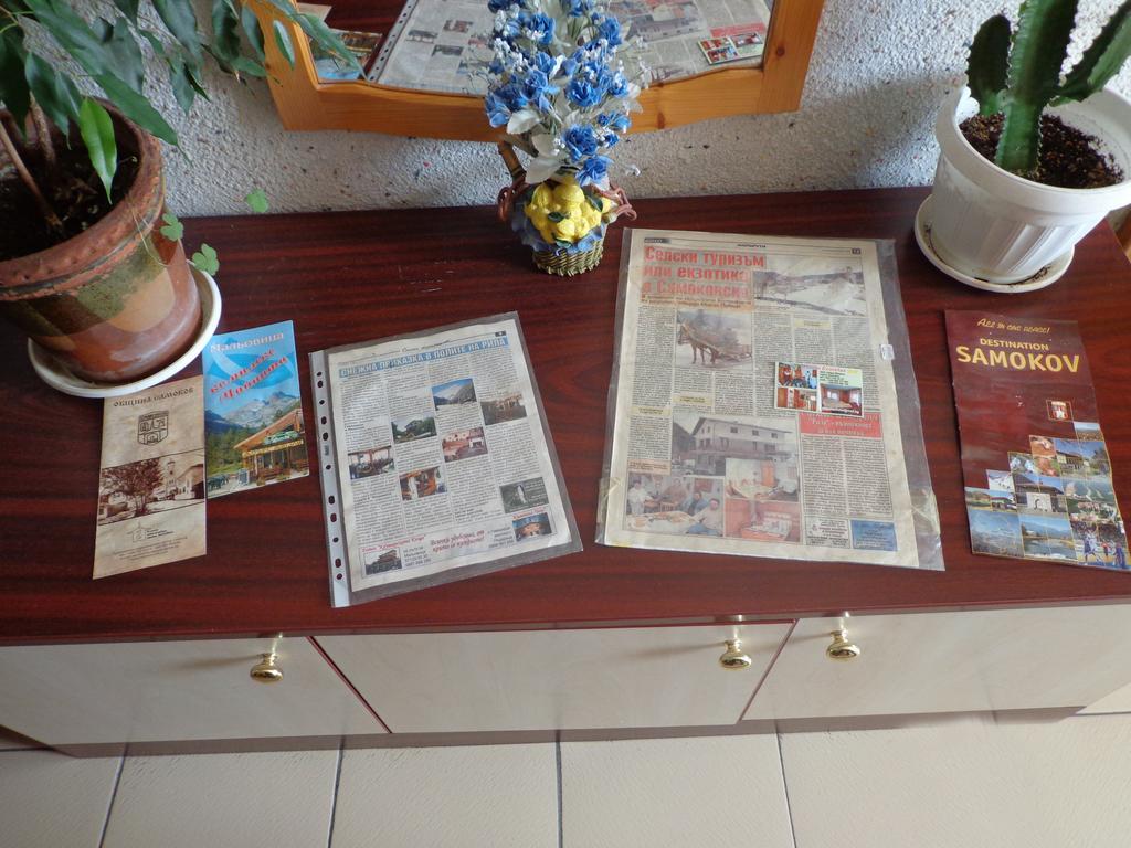 Family Hotel Ecorelax Madzhare ภายนอก รูปภาพ